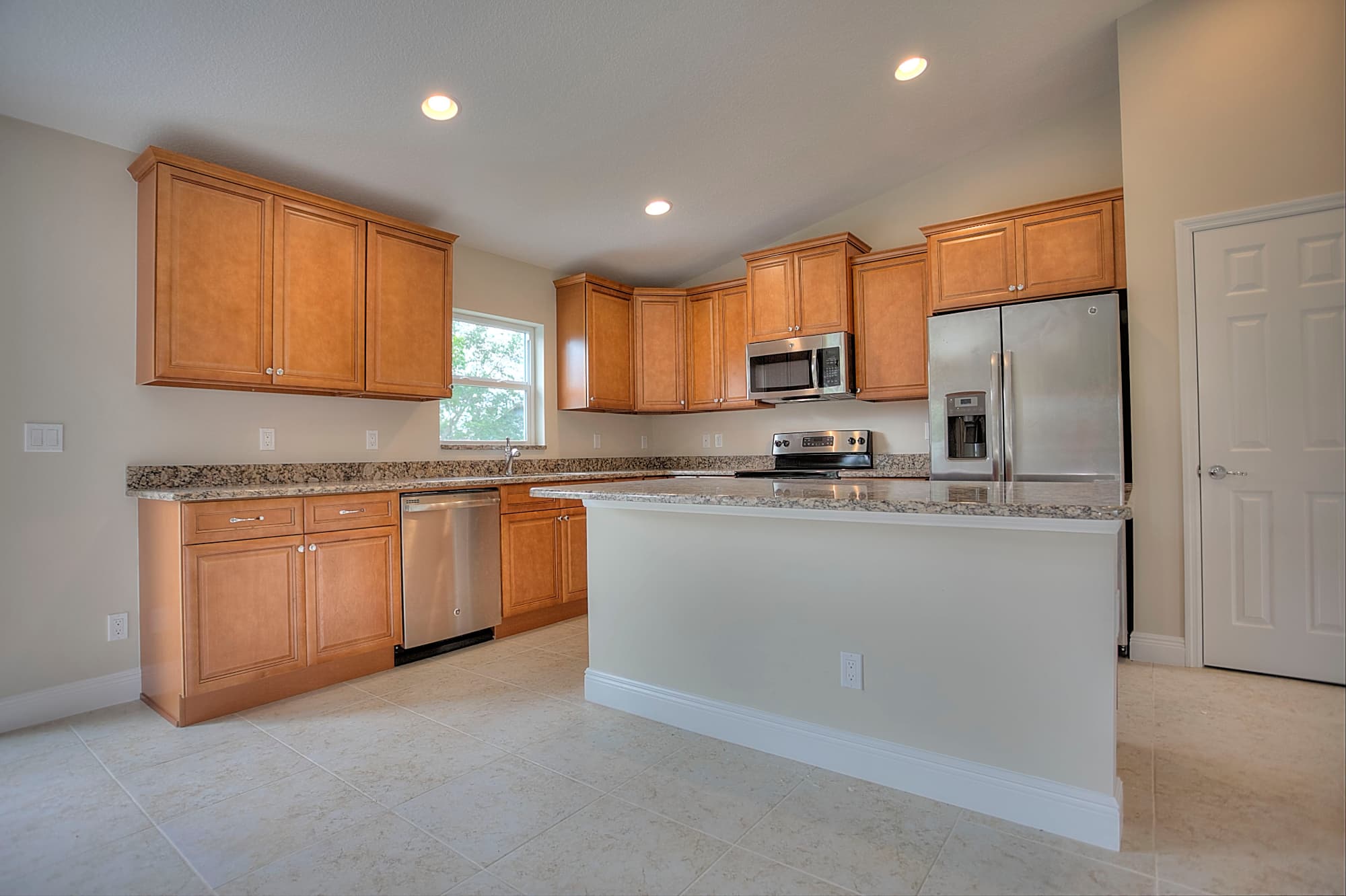 Kingston Home Model Kitchen