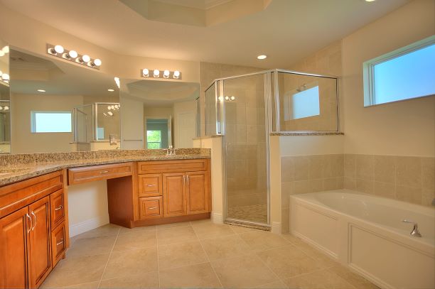 Bradford Model Bathroom