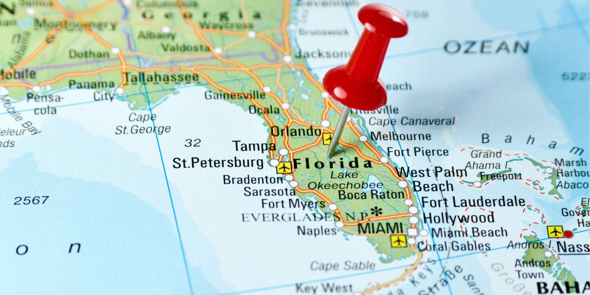 What are the Pros and Cons of Living in Florida in 2023?