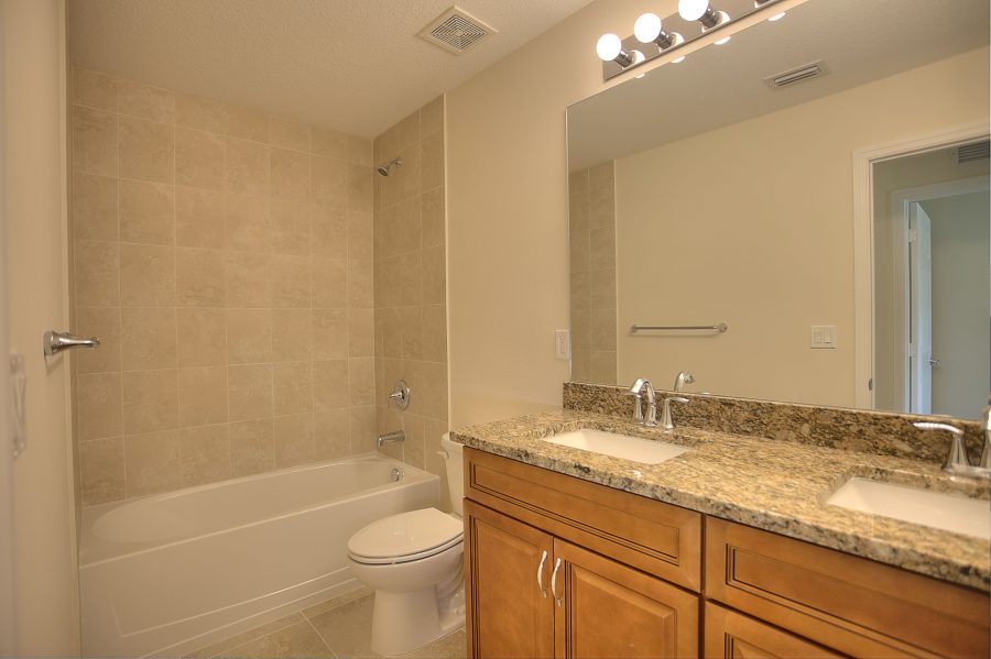 Synergy Homes Bradford Model Bathroom