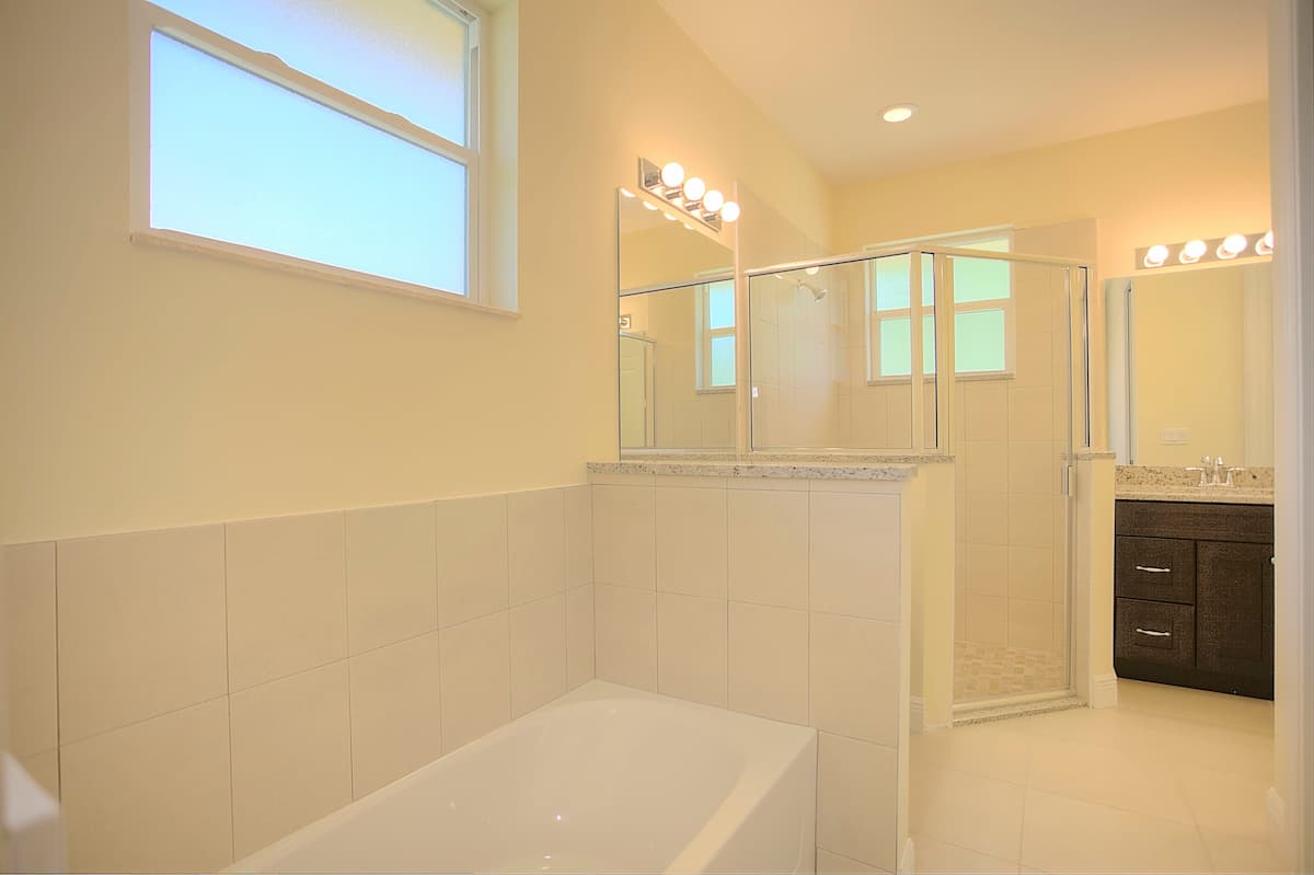 Synergy Homes Charleston Master Bathroom II