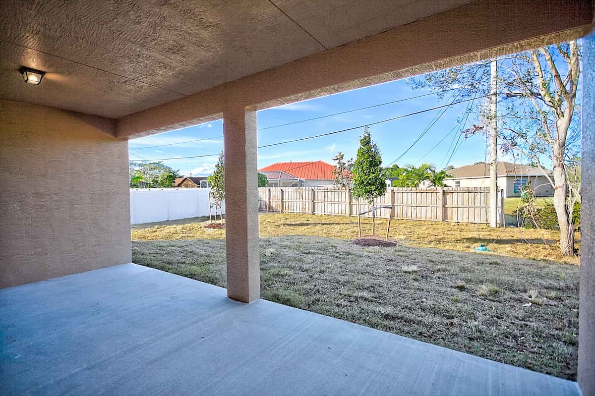 Tifton Home Model Porch and Backyard